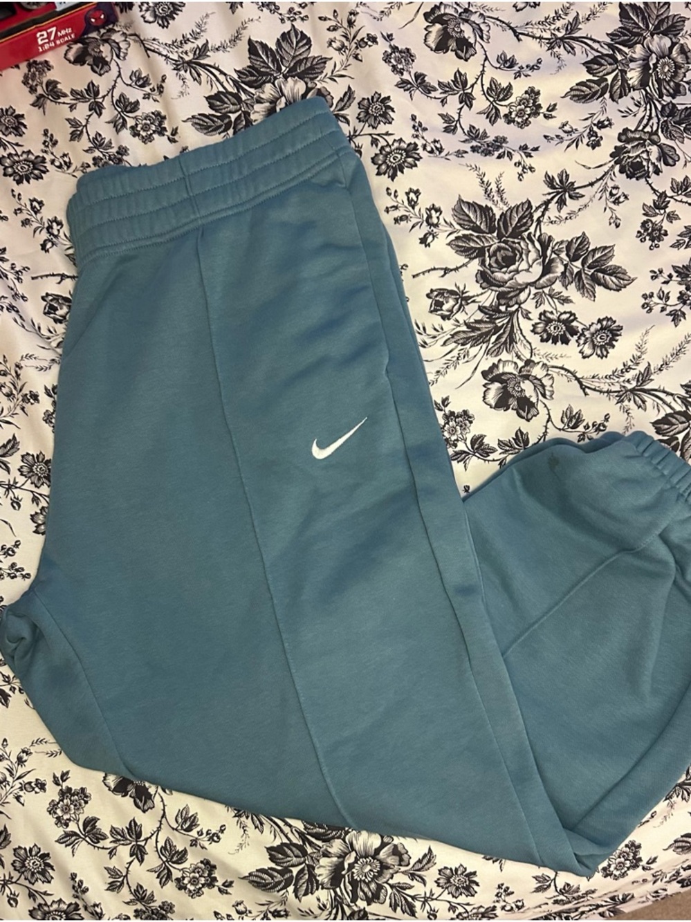 Nike Kids Teal Jogger Sweatpants with White Swoosh